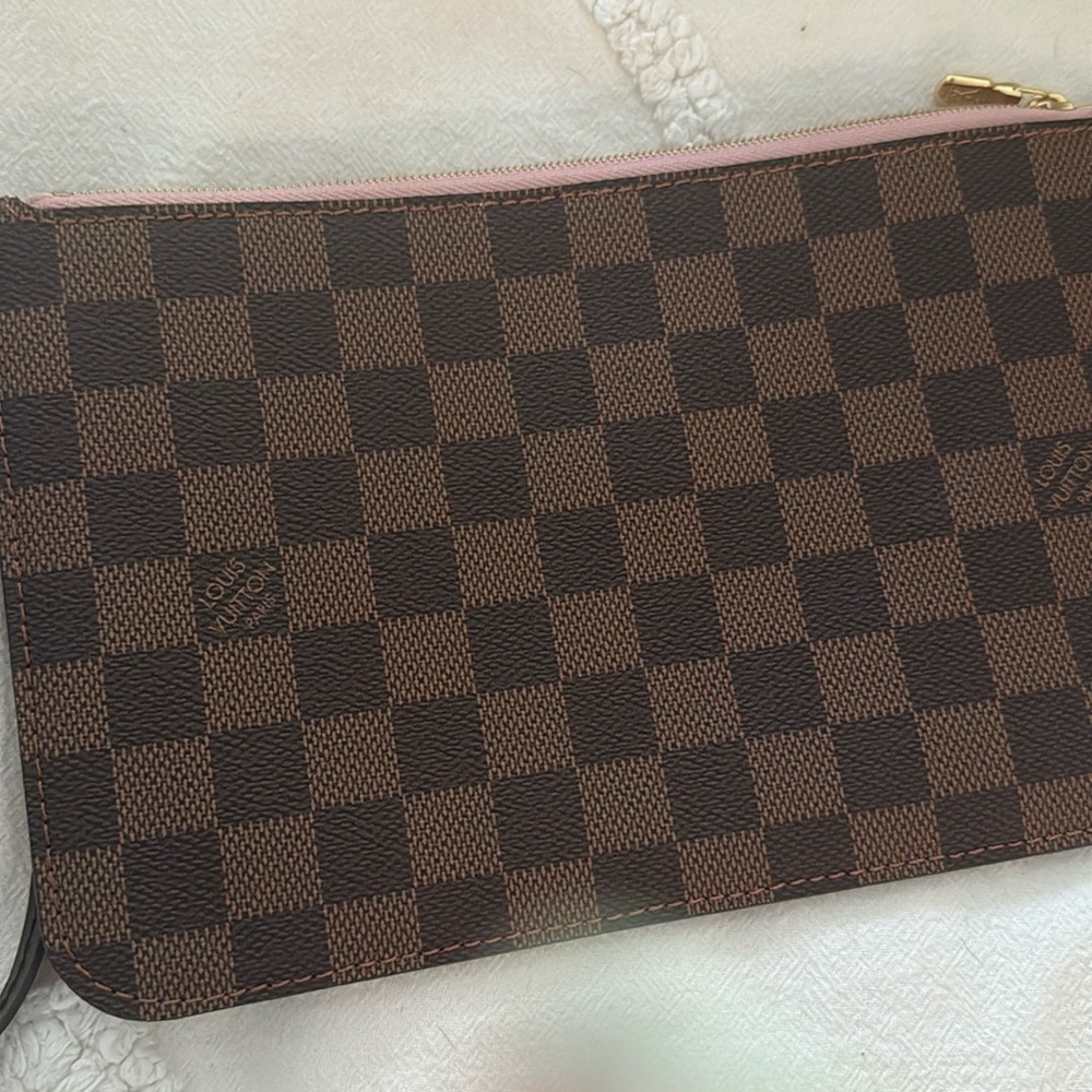 Louis Vuitton pouch from neverfull bag